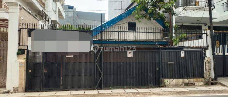 Rumah di Petojo utara gambir jakpus SHM Bagus cocok buat usaha  1