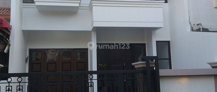 Rumah baru di Percetakan negara jakpus 2lt  SHM 3 kamar anti bjr 1