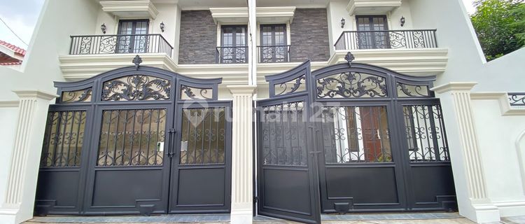 Dijual Rumah 2 Lt Modern di Duren Sawit Jakarta Timur 1
