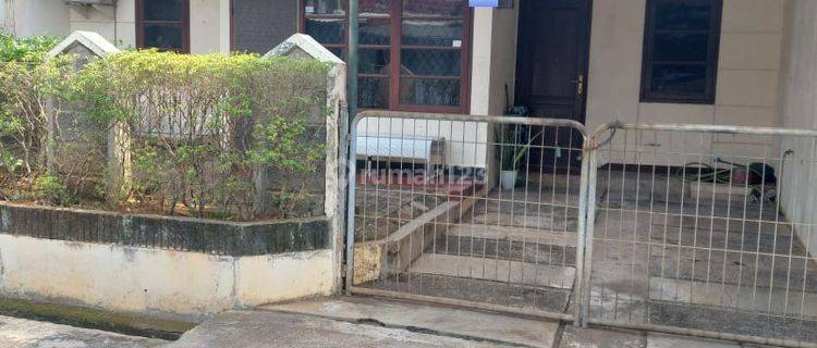 Dijual Rumah 3kt 2km di Griyaloka Bsd, Lokasi Strategis 1