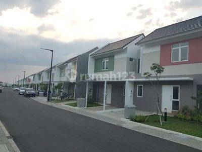 Sewa Rumah di Cluster Dayana Summarecon Bandung Baru 2 Lantai SHM 1