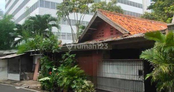 Rumah Tua Layak Huni Di Cempaka Putih Jakarta Pusat 1