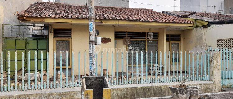 Rumah SHM di Dalam Perumahan, Jombang Kota 1