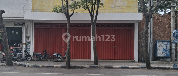 For Rent Strategic Shop Next to Jombang Street 1