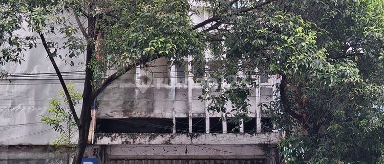 For Rent 2-Storey Strategic Shop House Beside Jombang Road 1