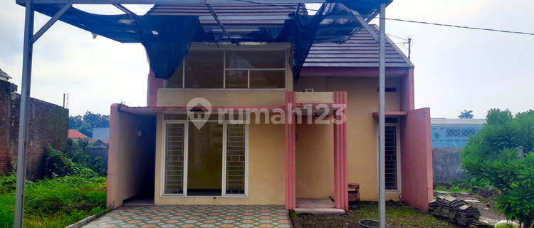 Rumah Siap Huni di Perumahan Mojongapit, Jombang  1
