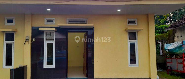 Rumah Minimalis – Lokasi Strategis di Permukiman Mojongapit 1