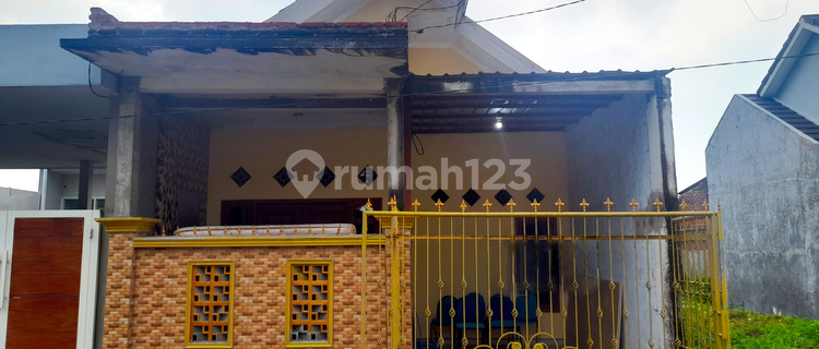 Rumah Terjangkau di Perumahan Mojongapit, Jombang 1