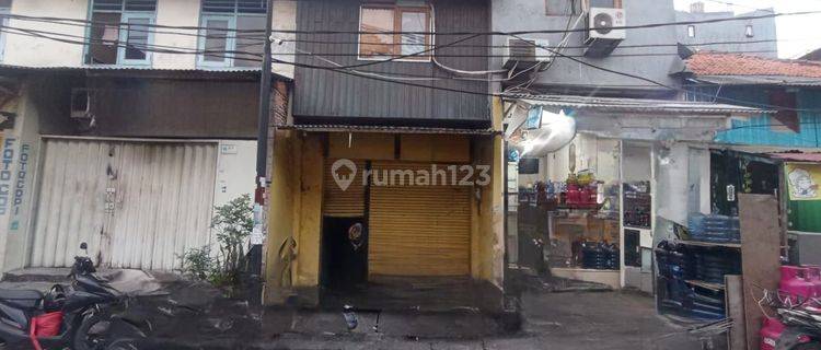 Dijual Rumah Cocok Untuk Investasi Rumah Makan di Pademangan, Jakarta Utara 1