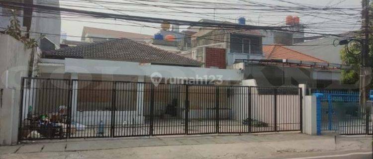 Kode : 19632 (Br), Disewa rumah sunter, luas 300 m2 1