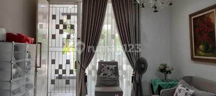 Rumah Bagus Semi Furnished di Bintaro, Tangerang Selatan 1