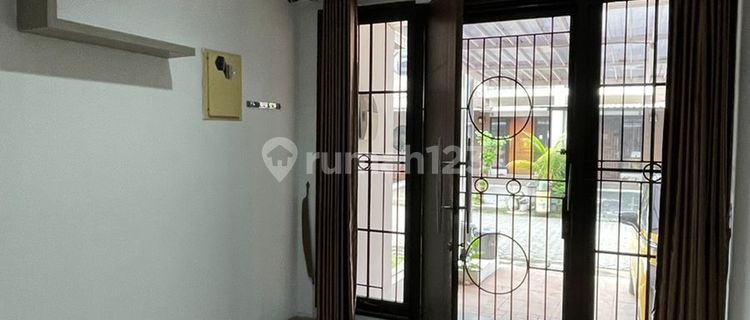 DIJUAL RUMAH DI GREENLAKE CITY SHM 6x15m² 4+1BR  1