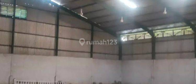 Disewakan Lahan Bangunan Gudang Parung Bojongsari Bogor 2800m2 1