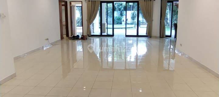 DISEWAKAN RUMAH DI KEMANG DALAM JAKSEL 850m² 4+2 BR 1