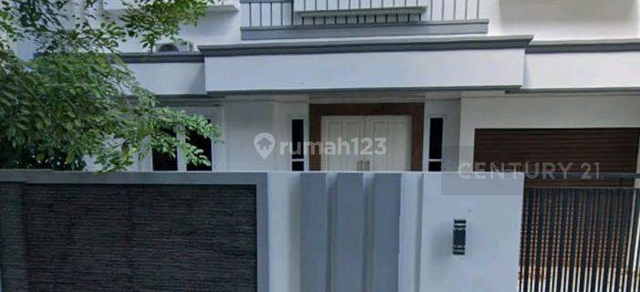 Rumah Minimalis Di Taman Kebon Jeruk Intercon 1