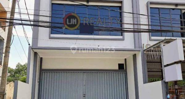 Gak Perlu Cari Lagi! Di sini Tempatnya! Ruko 4 Lantai Cipondoh, 336m², Baru dan Strategis 1