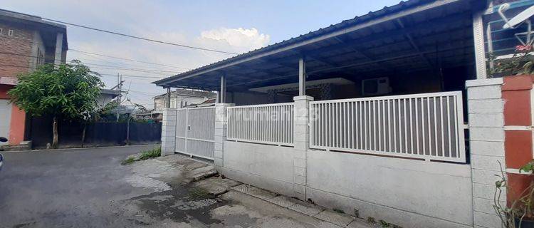 Rumah Di Komplek Brimob Ampenan  1