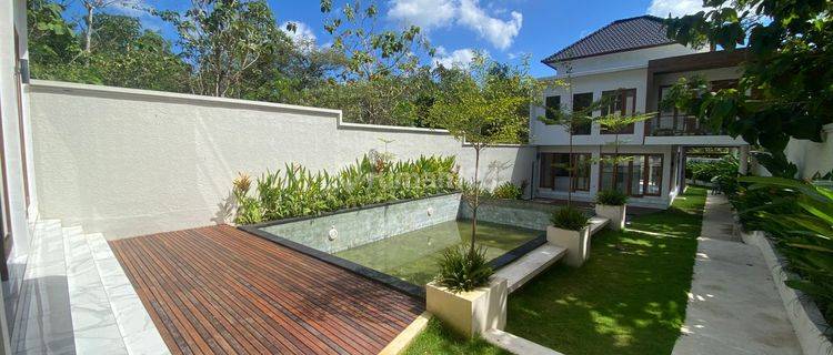 Stunning Villa Property In Balangan Area  1