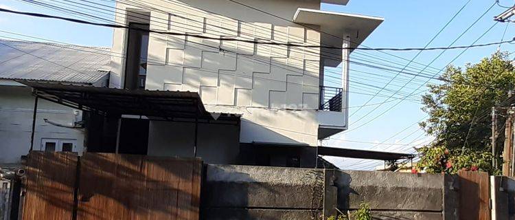 Rumah Modern Minimalis di Goa Gong Bawah 1