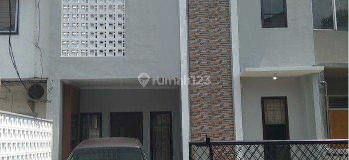 Murah Banget. Rumah Kost, 7 Kmr, Dkt Stan, Sektor 5, Bintaro Jaya 1