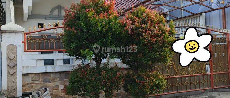 Dijual Cepat Rumah Hitung Tanah Mahkota Simprug, Ciledug 1