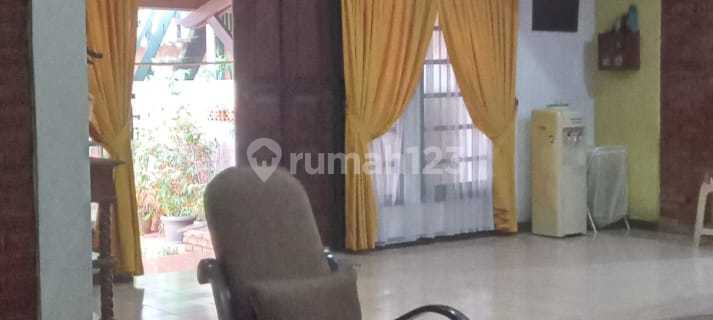For Sale Nice House on Kiray Street, Pangkalan Jati, Depok. Suitable for residence & business, Office. 1