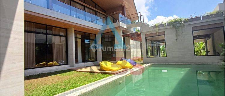 Dijual Unit Villa Mewah Yang Baru Dibangun Dengan Pemandangan Pantai Sunrise Sanur Denpasar, Bali. 1