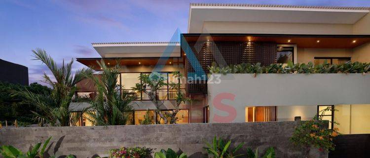 Dijual Villa Baru 2 Lantai Di Kerobokan Badung, Bali 1