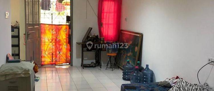 Rumah 2 Lantai di Taman Palem Lestari Cengkareng Jkt Barat 1