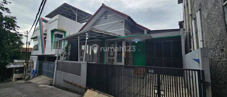 Disewakan Rumah 3 Lantai Ex Kantor Cikutra Bandung Kota 1