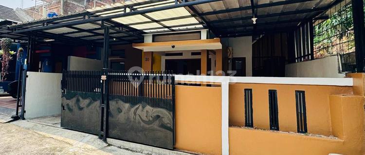 Jarang Ada!!! Rumah Siap Huni di Padasuka Dalam Komplek One Gate System SHM 1