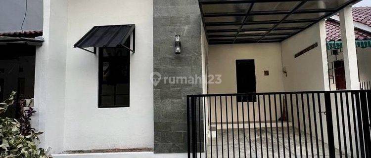 Rumah Baru Renovasi Lingkungan Aman di Graha Raya 1