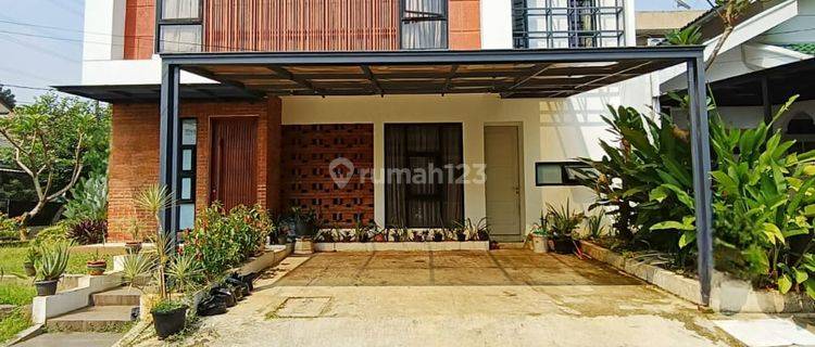 Rumah Terawat Posisi Hook Dan Strategis di Sektor 9 Bintaro Jaya 1