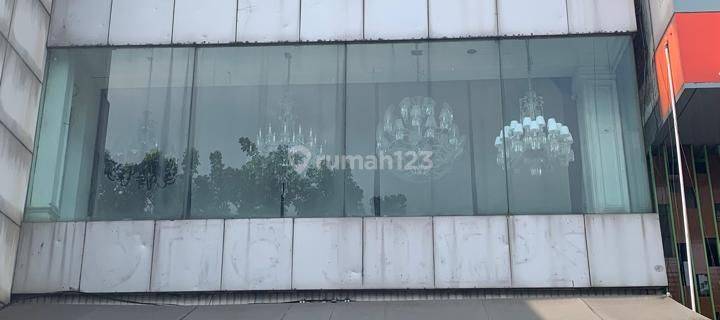RUKO 4 LANTAI PINGGIR JALAN COCOK UNTUK TEMPAT USAHA DI JAKSEL 1