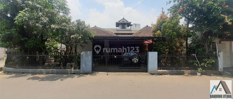 Rumah Klasik Suryalaya Timur, Buah Batu, Siap Huni, Good Location 1