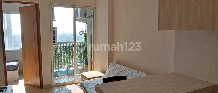 Disewa Apartemen The Nest, 2 BR, View Kolam Renang, Corner, Dekat Lift, Full Furnished, Dekat Tol Karang Tengah 1