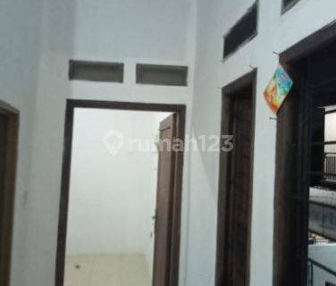 Ruko Minimalis di Karang Tengah Tangerang, Murah, Siap Pakai 1