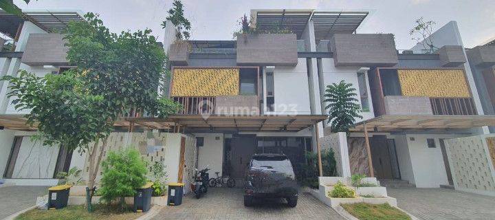 Rumah Puri 11 Residence, Semi Furnished, Bagus Rapi 1