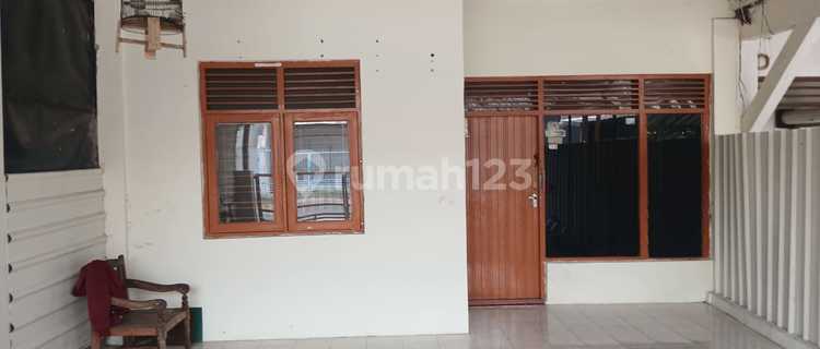 House For Rent In Puspowarno Area, Semarang 1