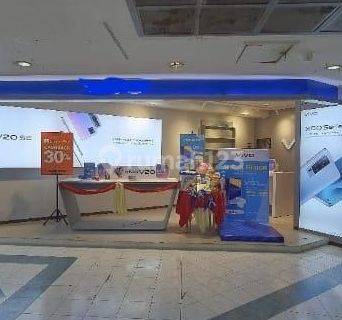 Ruang Usaha Strategis Siap Pakai di Usaha Plaza Simpang Lima 1