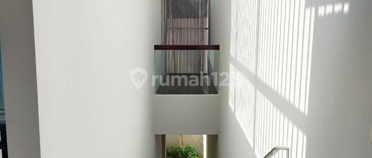 Rumah Graha Family 1