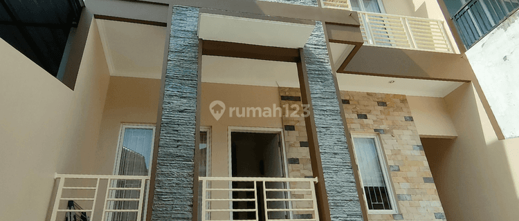 DIJUAL RUMAH SIAP HUNI 2 LANTAI FULL FURNISHED DI PESANGGRAHAN KOTA BATU 1