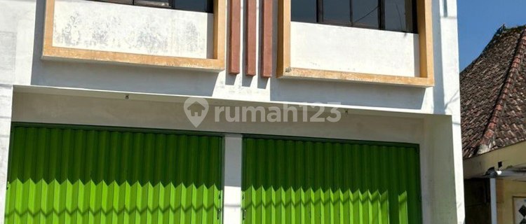 V1 Dijual Ruko Baru 2 Lantai Luas Lega Strategis Dekat Alun alun Kota Batu 1