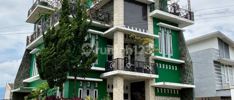 V1 For Sale Villa Hook 4 Land and Rooftop in Bulukerto Bumiaji Batu 1