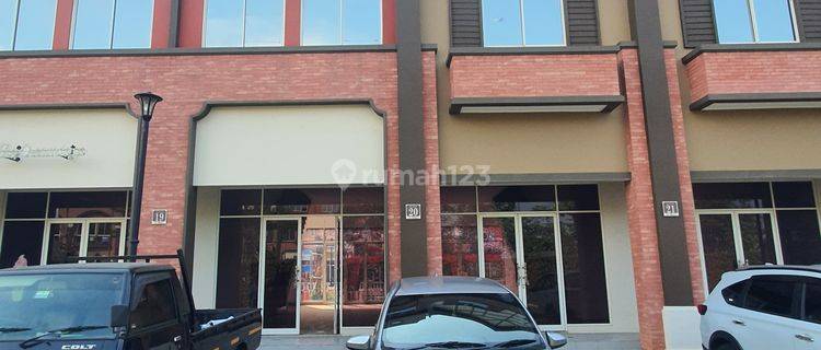 Ruko La Riviera For Sale And Lease Ruko Gandeng Dua Muka Hadap Danau Dan Taman Doa Pik Dua 1