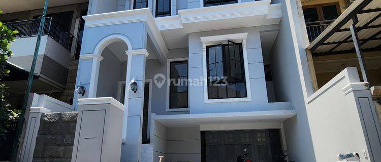 Dijual Rumah Baru Gress Model American Style Graha Family 1