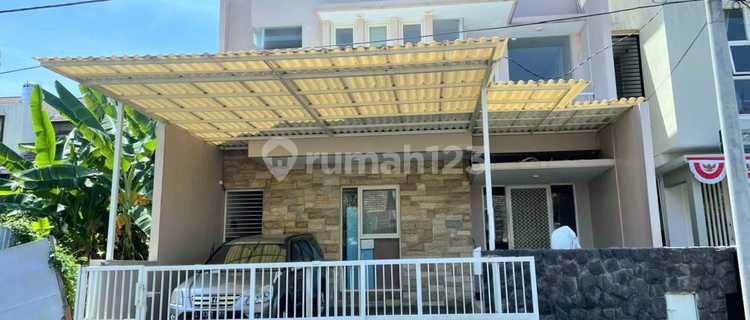 Dijual Rumah Pantai Mentari 2 Lantai Terawat, Bersih & Siap Huni Surabaya  1