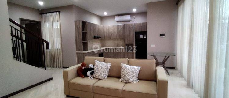 Rumah Mewah 2Lt Kawasan Elite Siap Huni Strateis At The Zora, Bsd 1