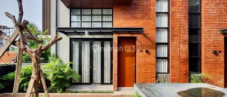 Sewa Murah Rumah Townhouse Full Furnished Siap Huni di Kemang 1