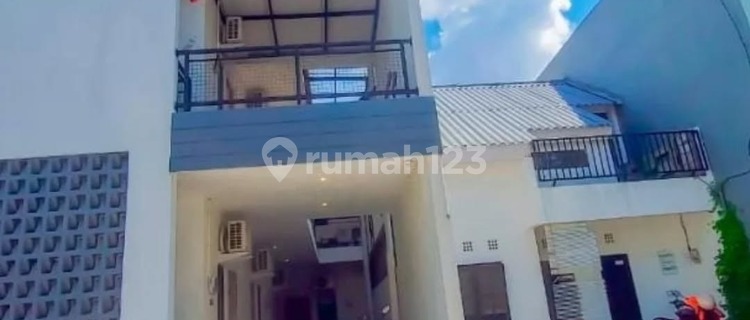 Exclusive Boarding House Fully Occupied, South Mulawarman Street 1